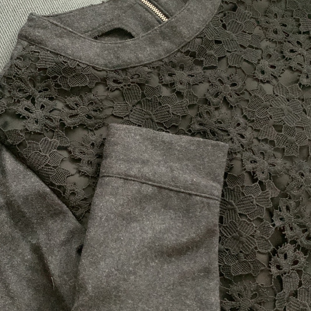 Wool (58%) Embroidered Top-XS - Picture 4 of 7